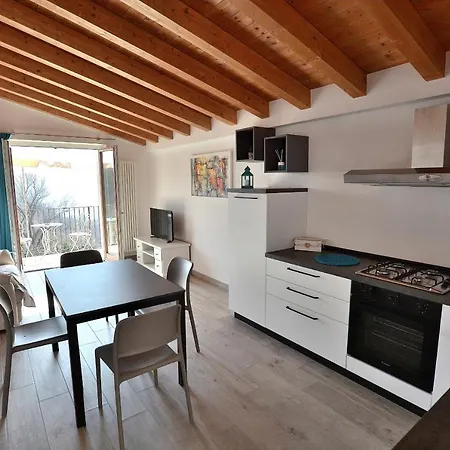 Blue In Marciaga Di Apartment Costermano